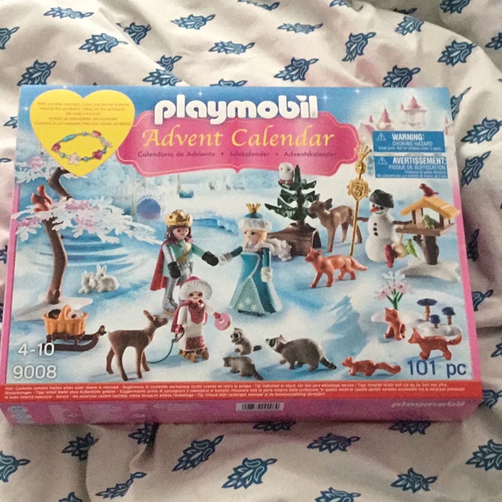 Playmobil Royal Ice Skating Advent Calendar NWT
